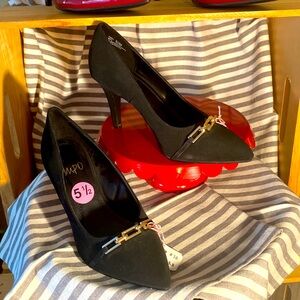 #16 IMPO Heel - Black w/Gold